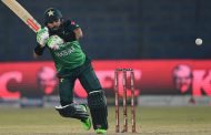 پہلا ون ڈے: پاکستان نے نیوزی لینڈ کو 6 وکٹوں سے شکست دے دی