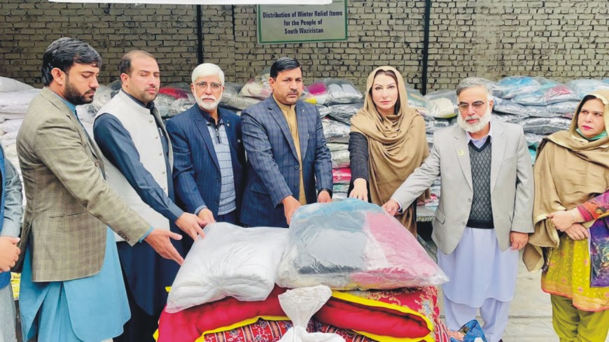 Foundation provides relief goods to protect local population from cold weather
