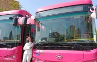 کراچی: خواتین کیلئے پاکستان کی پہلی ’پنک بس سروس‘ کا باضابطہ آغاز