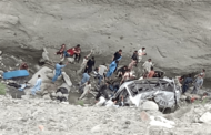 گلگت بلتستان: دیامر میں سیاحوں کی بس کھائی میں گرگئی، 5 افراد جاں بحق