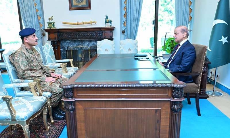 وزیراعظم شہباز شریف اور آرمی چیف جنرل عاصم منیر کے درمیان ملاقات